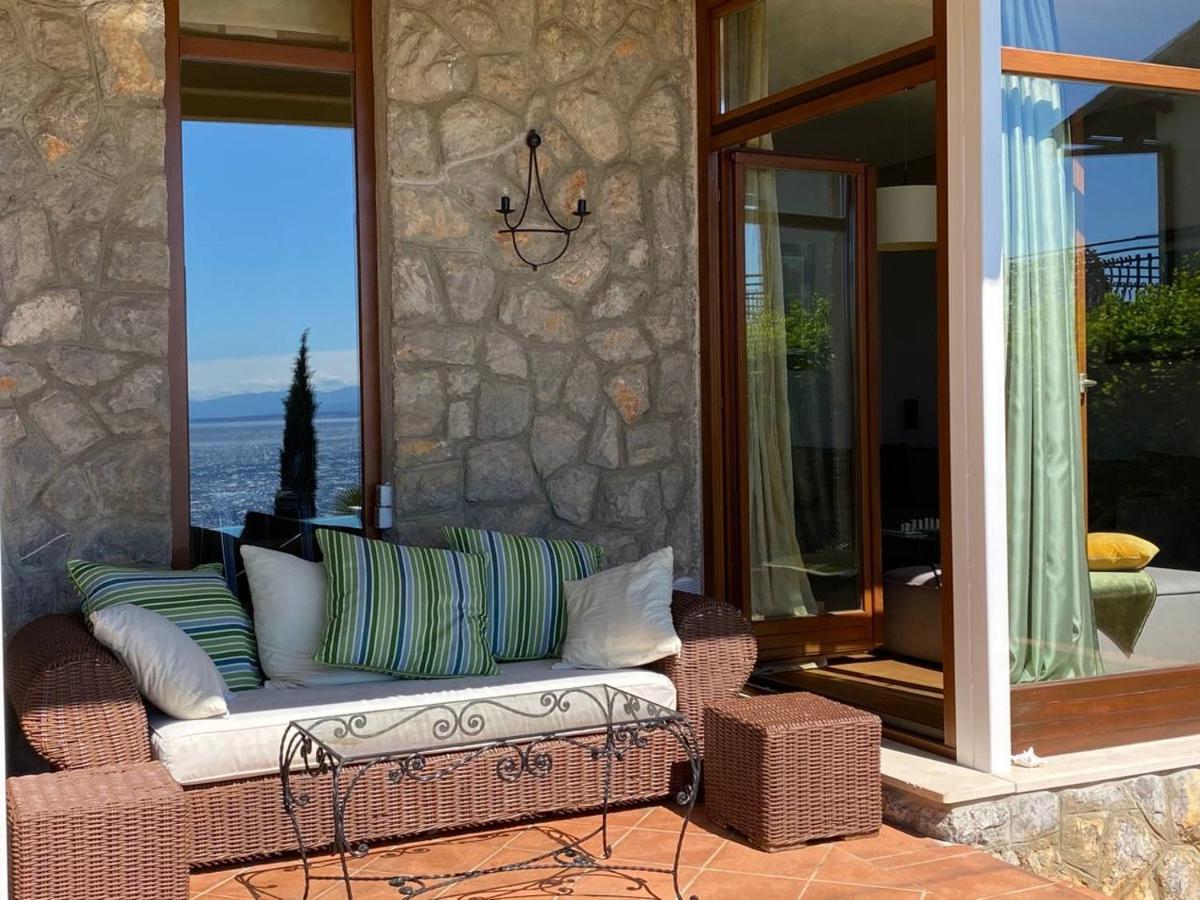 Villa Lovran - 150M To The Beach - Infinity Pool - Incredible Sea View - Fitness Room Exteriör bild