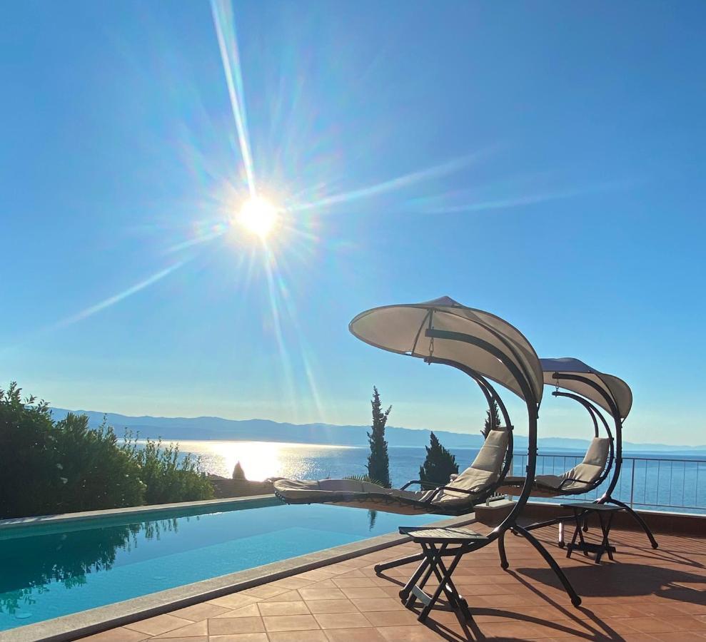Villa Lovran - 150M To The Beach - Infinity Pool - Incredible Sea View - Fitness Room Exteriör bild
