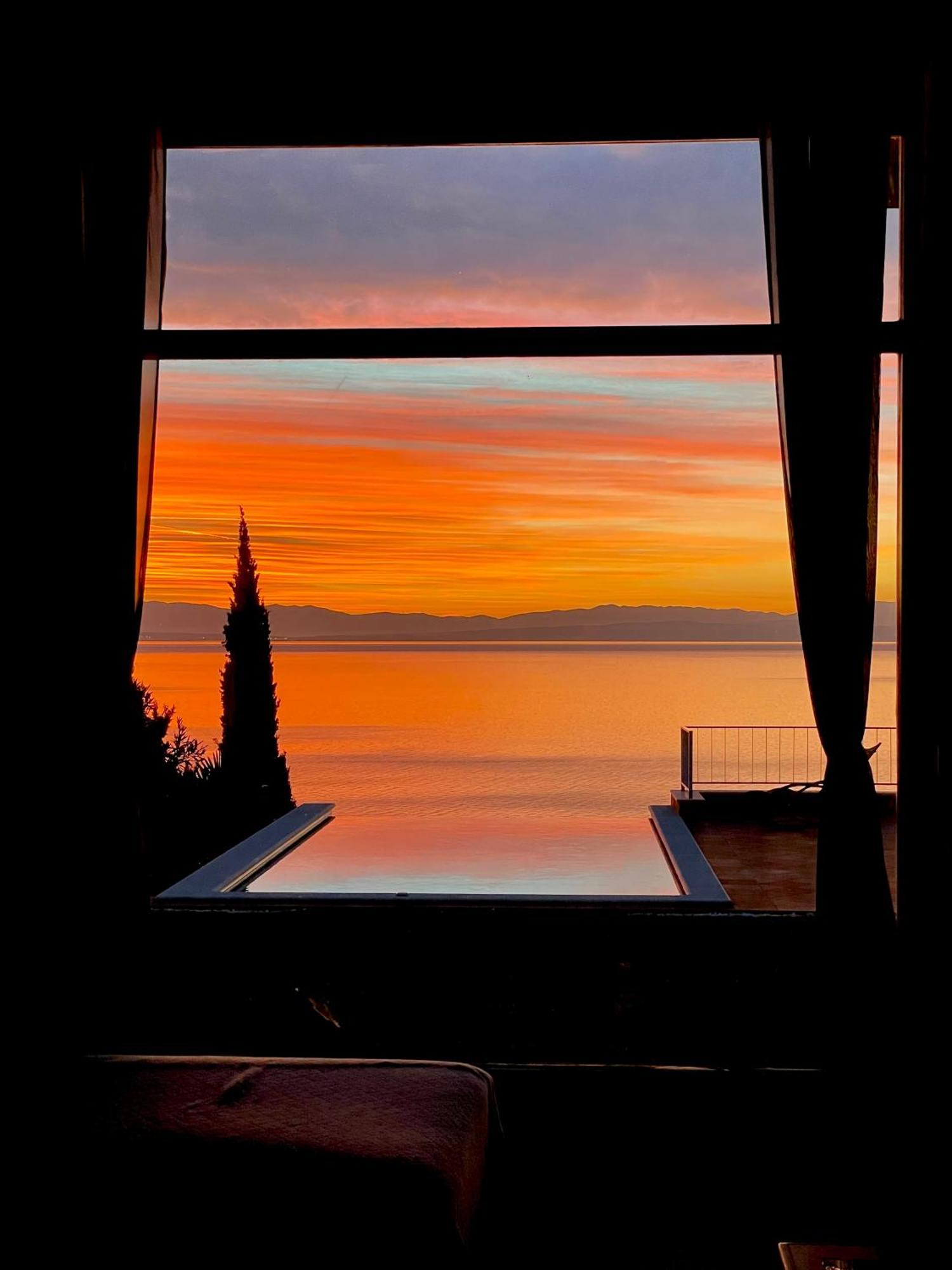 Villa Lovran - 150M To The Beach - Infinity Pool - Incredible Sea View - Fitness Room Exteriör bild